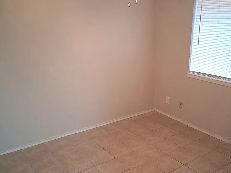 3910 Bourbon St #A — Photo 6