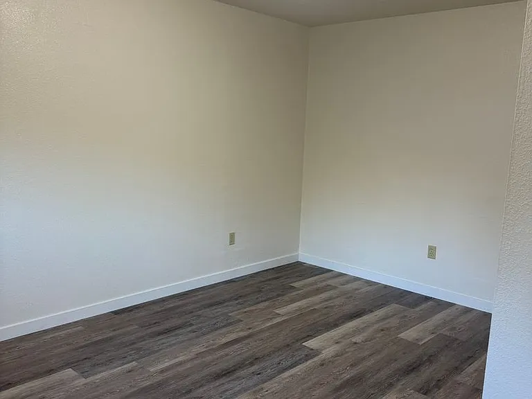 15144 Sitkum Ln — Photo 6