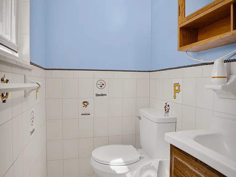 4304 Paradise Dr — Photo 10