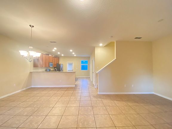 5th image of 14849 Driftwater Dr