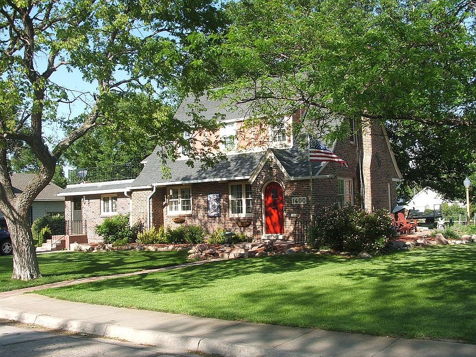 1st image of 1600 N Lincoln St