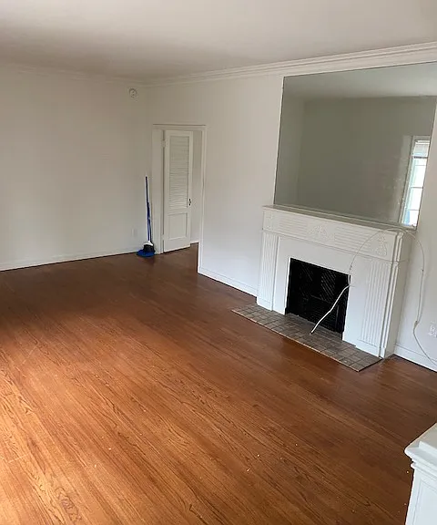 615 Midvale Ave #615 — Photo 2