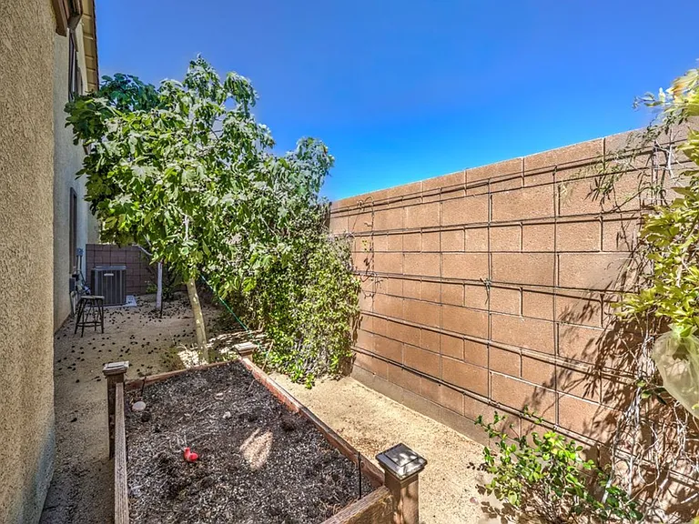2815 Shining Sun Way — Photo 26