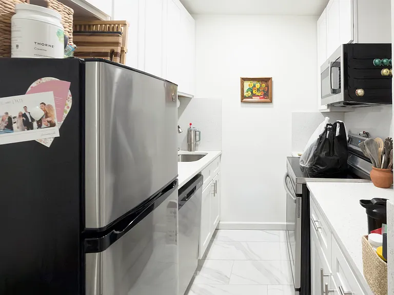 37 N 3rd St #3R — Photo 6