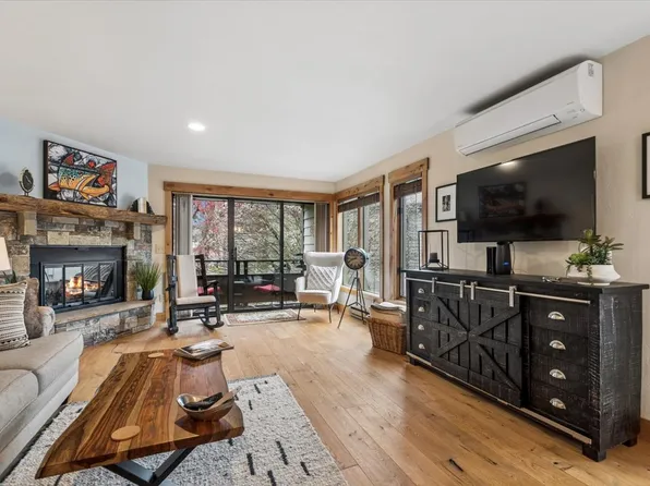 270 Bridge St #5, Bigfork, MT 59911