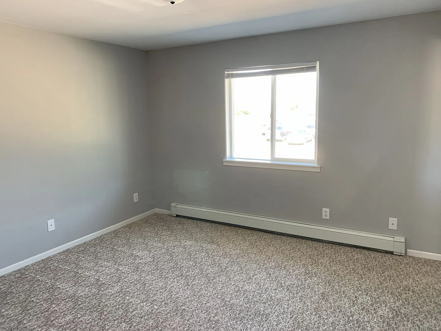 200 E Pike Ave — Photo 4