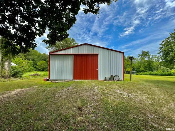 0 1st East St, Logan, IL 62856