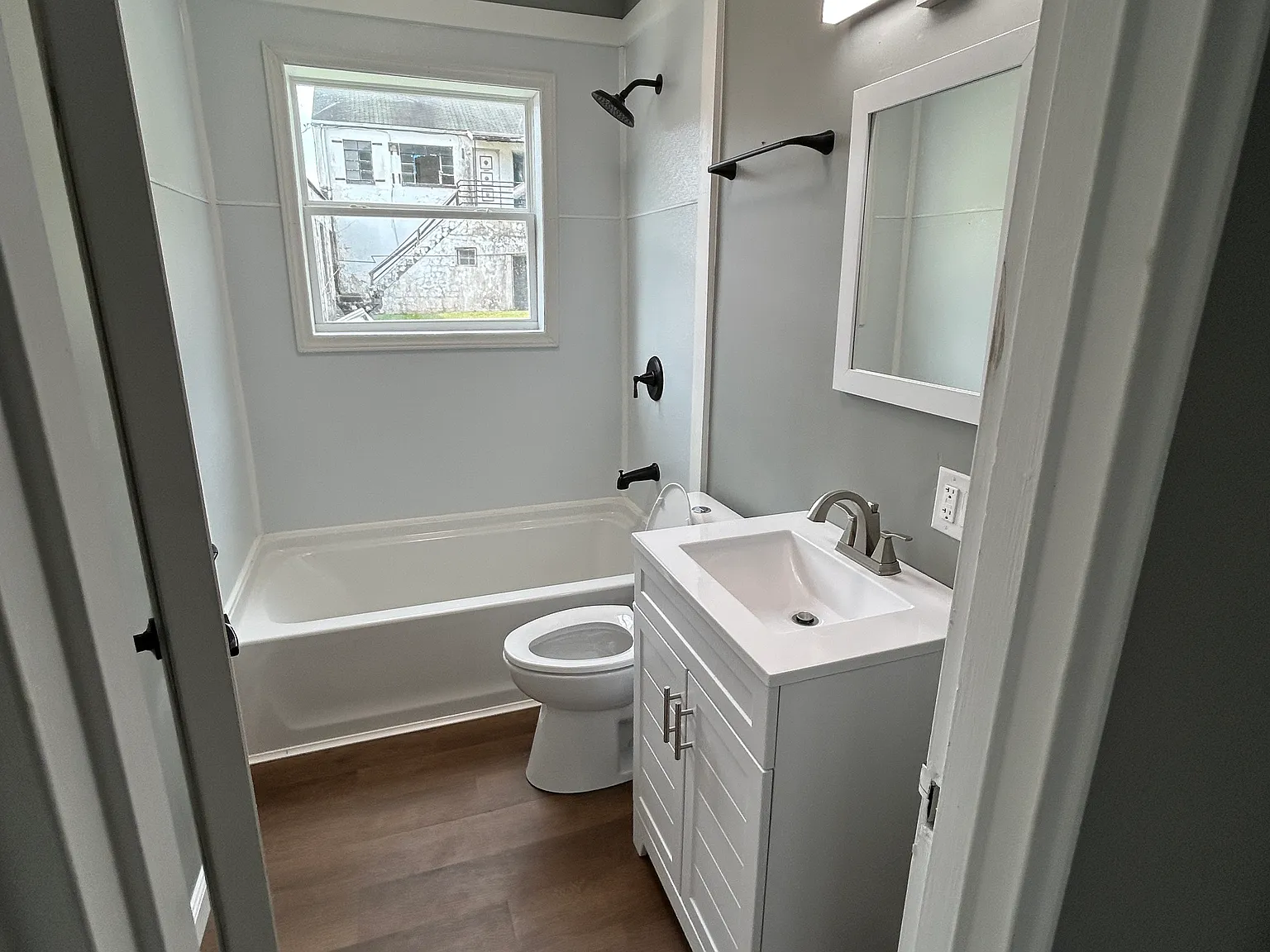 1 bed, 650 sqft, $700 — Photo 2