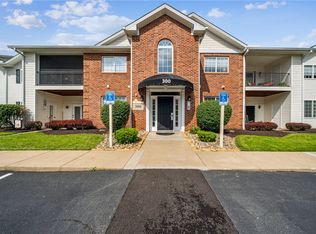 300 Hidden Ridge Ct APT 203, South Park, PA 15129