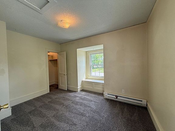 5th image of 143 Chaney Ave #B