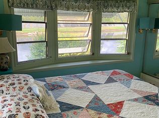 4909 Bobby Ave, Zephyrhills, FL 33541