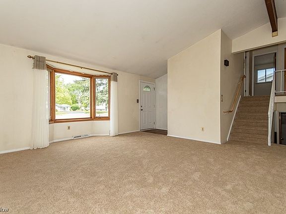 3rd image of 5849 Marra Dr
