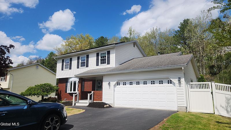 2nd image of 16 Woodridge Street