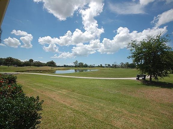 3rd image of 268 Rotonda Cir