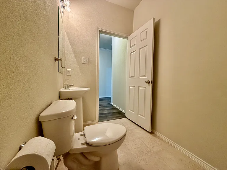 3105 Montserrat Creek Dr — Photo 25