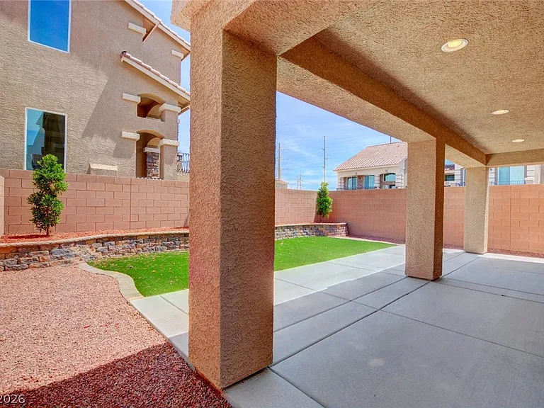 9824 Grey Sands — Photo 49
