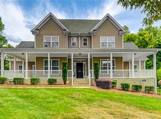 4512 Brookhaven Dr, Greensboro, NC 27406