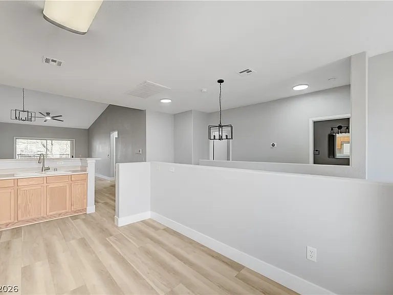 673 Peachy Canyon Cir #203 — Photo 10
