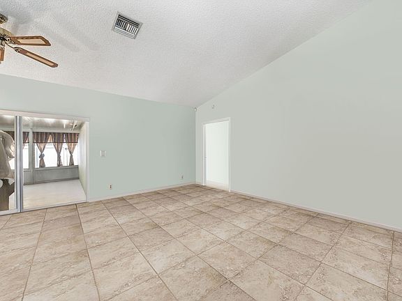 4th image of 5197 Rosen Boulevard