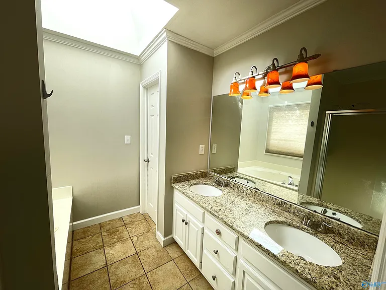 102 McDermotts Way — Photo 16
