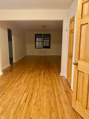 Rented by FirstService Realty (legacy) | media 31