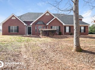 161 Wyckliffe Dr, Locust Grove, GA 30248