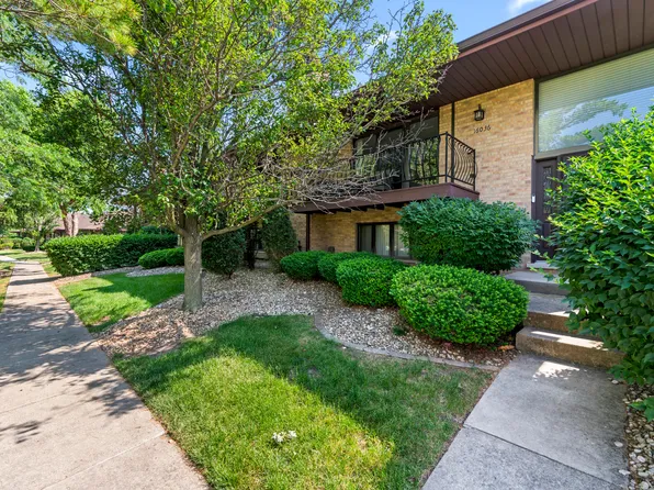 16036 Pine Dr Unit 16036, Tinley Park, IL 60477