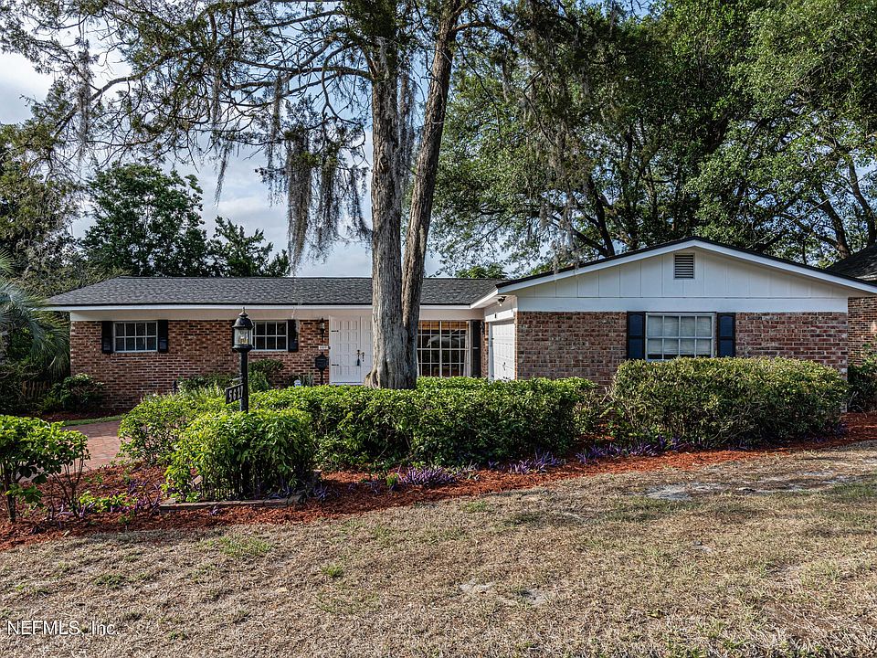 1st image of 5627 ST ISABEL Drive