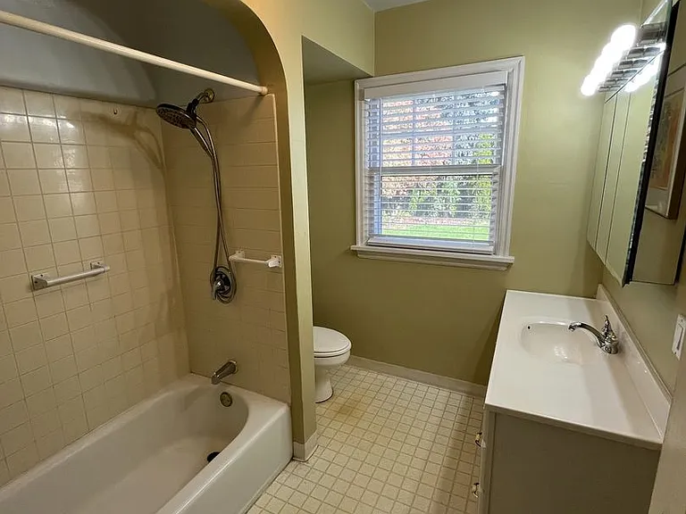 2101 N Rosa Parks Way — Photo 20