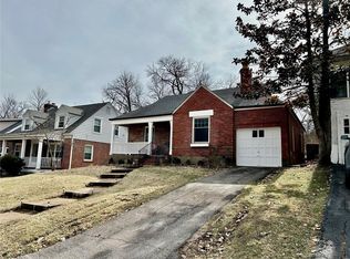 10 Burroughs Ln, Saint Louis, MO 63124