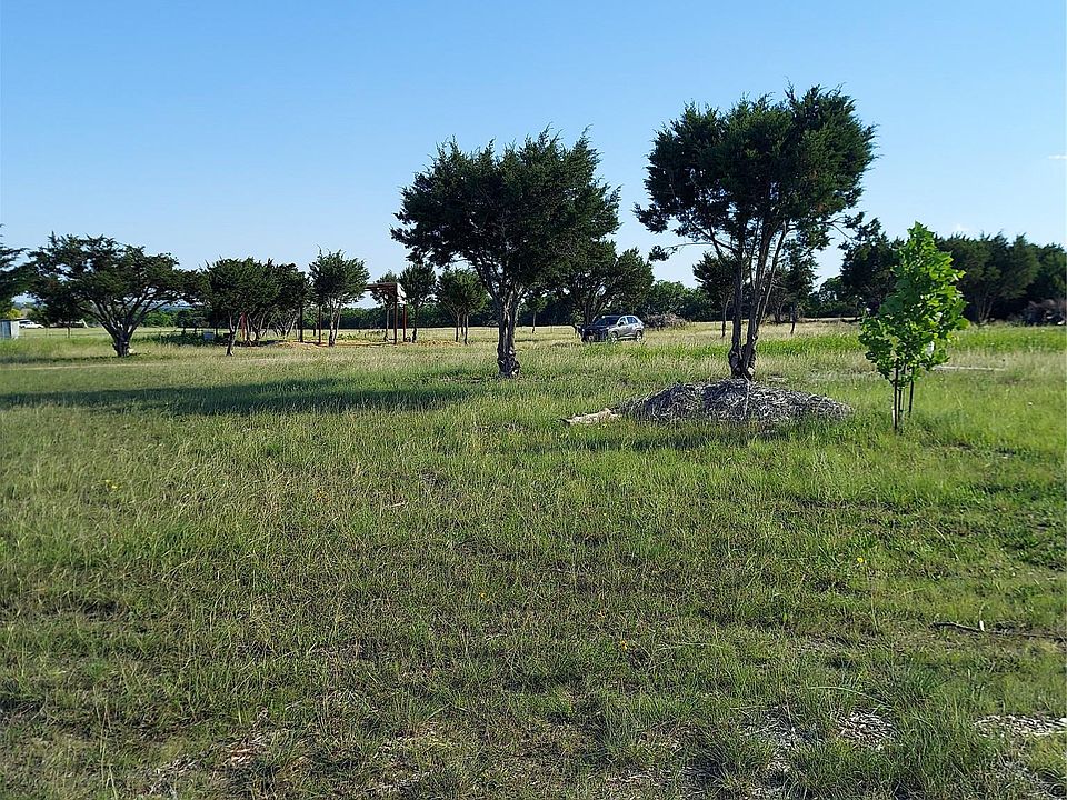 1st image of 906 County Road 154