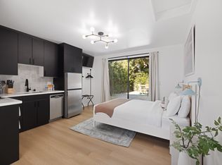 5559 Bangor St #A, Los Angeles, CA 90016