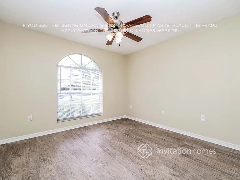 8008 55th St E — Photo 12