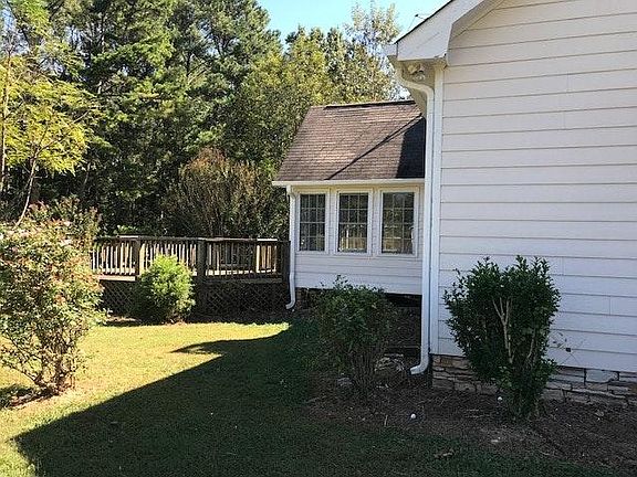 SIDE BACK WITH ATTACHED DECK