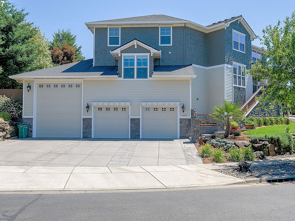 2nd image of 3275 Crestline Dr