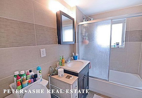 4th image of 15 W 116th St APT 9C