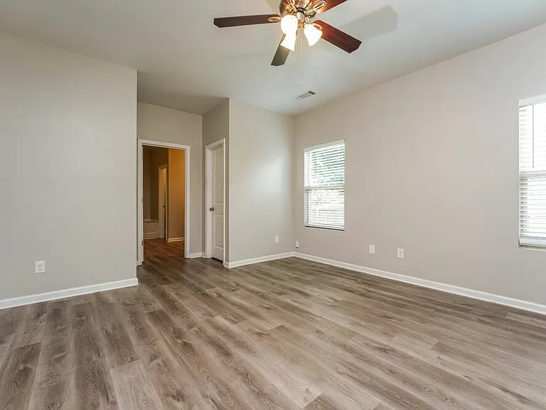 3517 Mica Cir SE — Photo 10