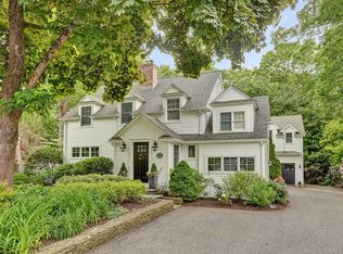 9 Madison Rd, Wellesley, MA 02481
