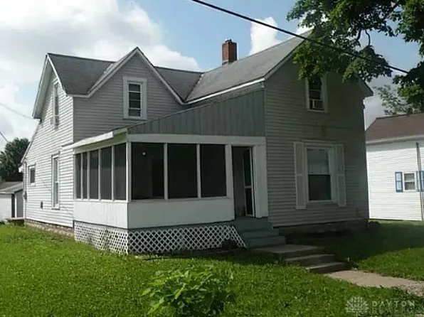 8977 Liberty St, Union City, OH 45390