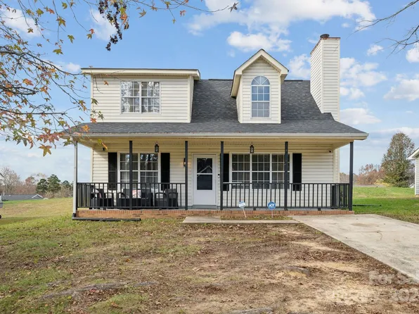 1324 Eagles Landing Dr, Charlotte, NC 28214