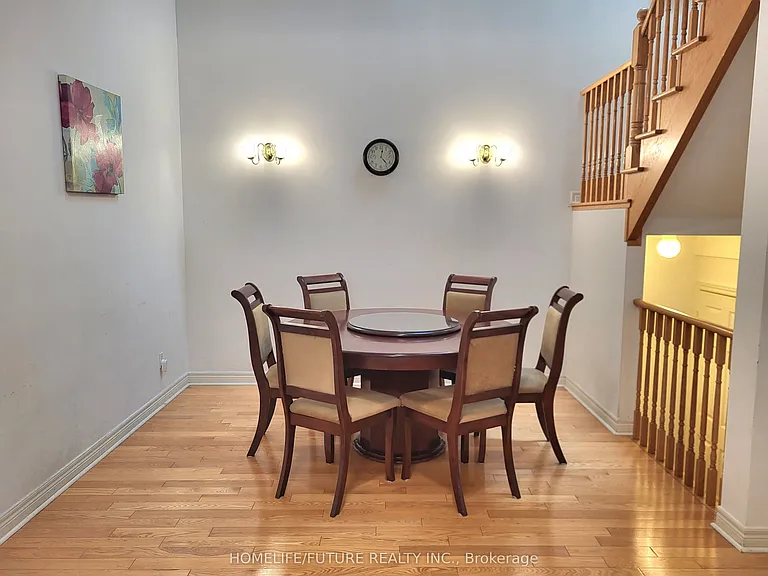 72 Sharon Lee Dr — Photo 4