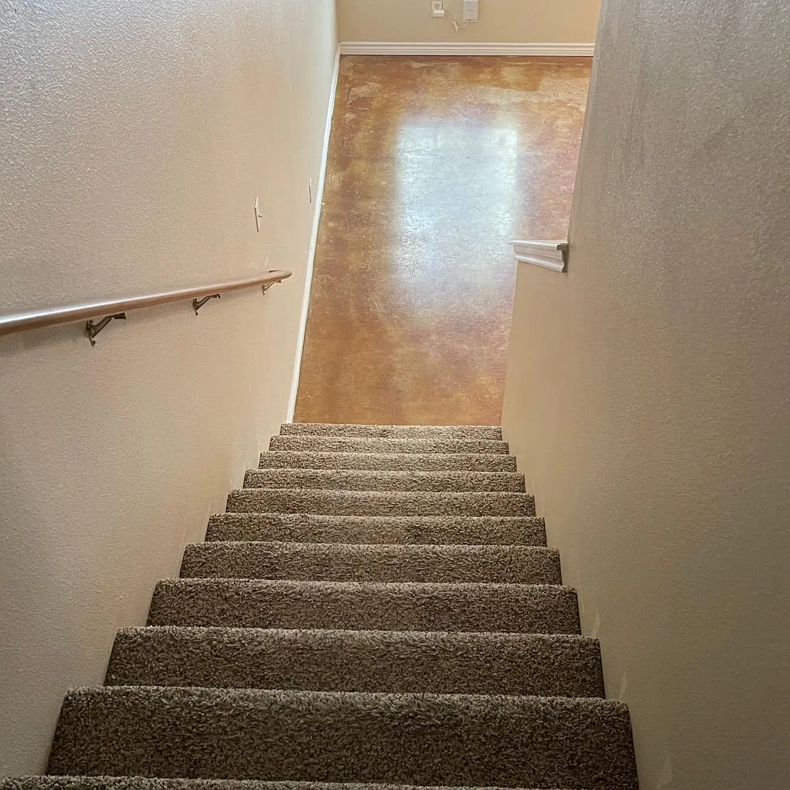 3 bed, 2.5 bath, 1277 sqft, $1,350 — Photo 4