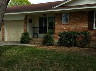 612 N Cottonwood Dr, Richardson, TX 75080