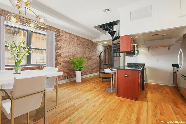 Rented by Corcoran | media 27