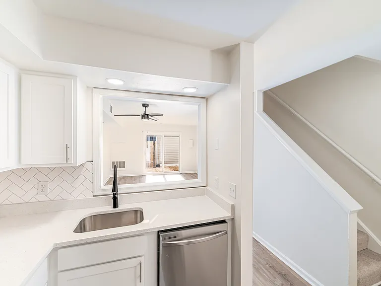 9400 1st View St Townhomes — Photo 31
