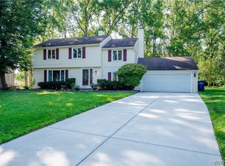 47 Doral Ct, East Amherst, NY 14051