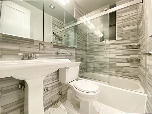 Rented by Highline Residential | media 12