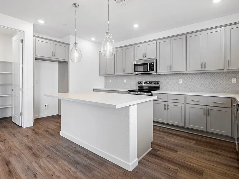 3477 Hoopwood Dr — Photo 9