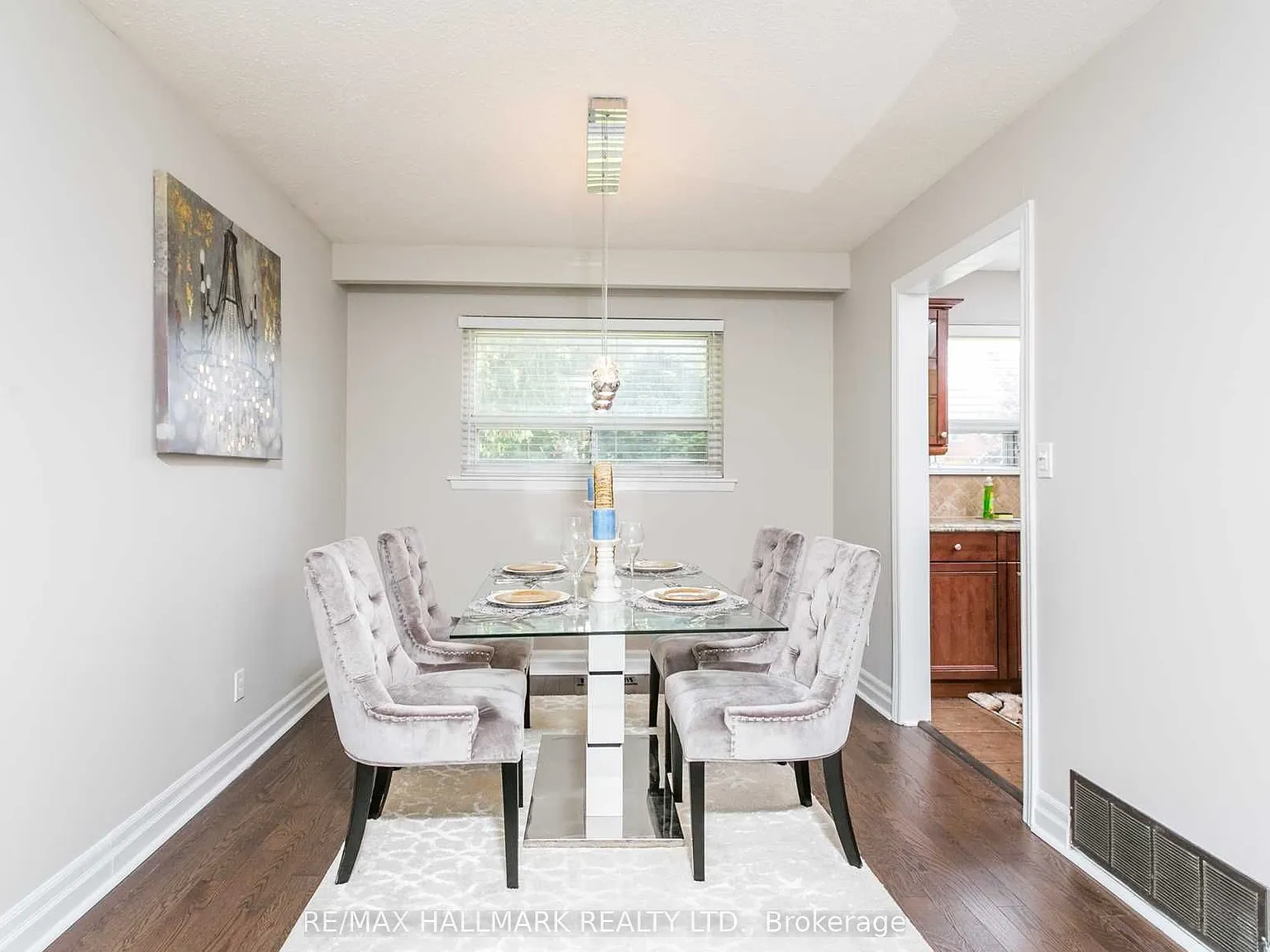 3 bed, $3,000 — Photo 4
