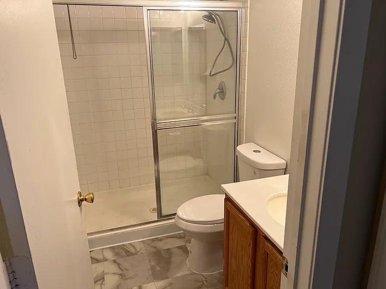 9471 Perennial View Ave — Photo 10